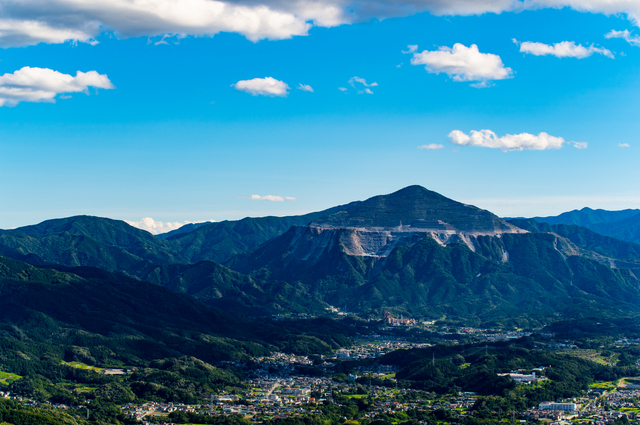 東は関東平野で西は秩父山地　明確に西高東低な埼玉の地形の秘密