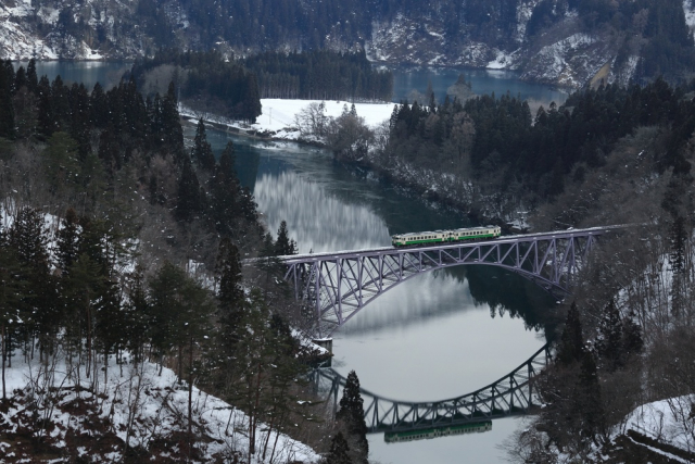 JR只見線は絶景の連続！只見川に架かる数々の鉄橋ほか魅力あふれる秘境路線を楽しもう♪