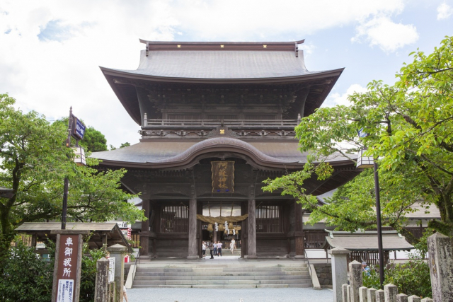 阿蘇氏と阿蘇神社の歴史～武家大宮司の栄枯盛衰