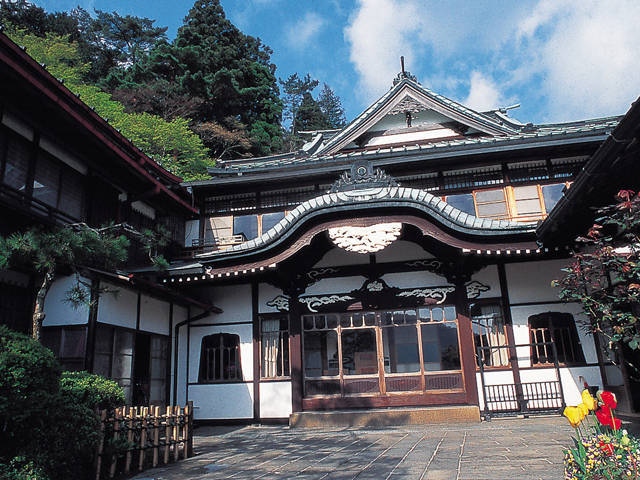 箱根の温泉宿は名宿揃い！憧れの歴史と伝統の老舗宿5選 - まっぷるウェブ