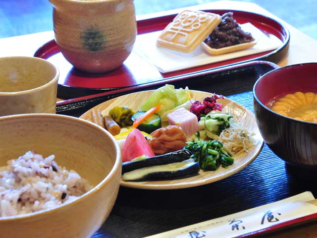 京都 清水寺周辺ランチ 石畳の風情ある古都で味わうランチ まっぷるトラベルガイド