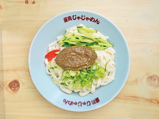 盛岡じゃじゃ麺】麺にからむ肉味噌がクセになる！ - まっぷるトラベル