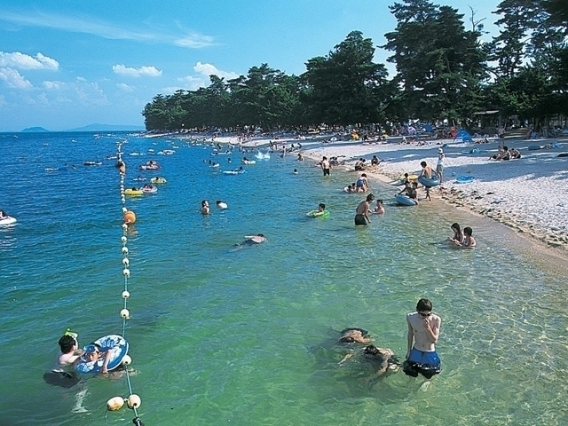 滋賀県のおすすめのビーチ・海水浴場【2019年版】 期間やイベント、海の家の軒数など情報満載 観光旅行メディア｜まっぷるトラベルガイド