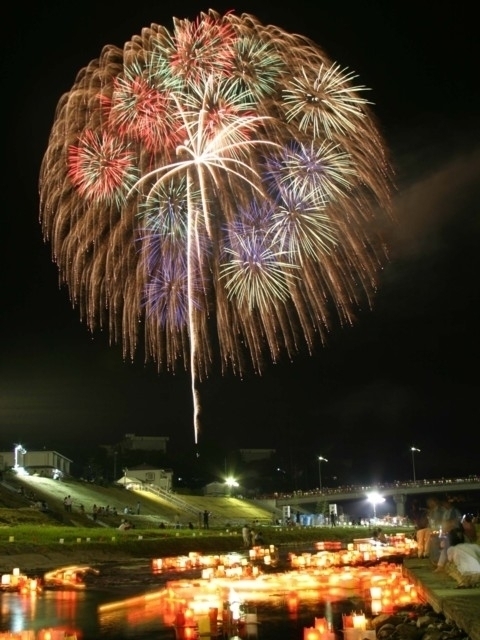 福島県のおすすめの花火大会 21年版 打ち上げ数 開催日 人出など情報満載 まっぷるトラベルガイド