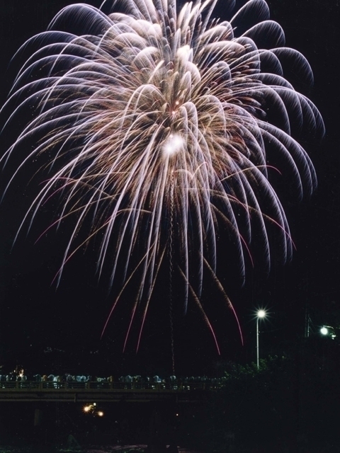 群馬県のおすすめの花火大会 21年版 打ち上げ数 開催日 人出など情報満載 まっぷるトラベルガイド