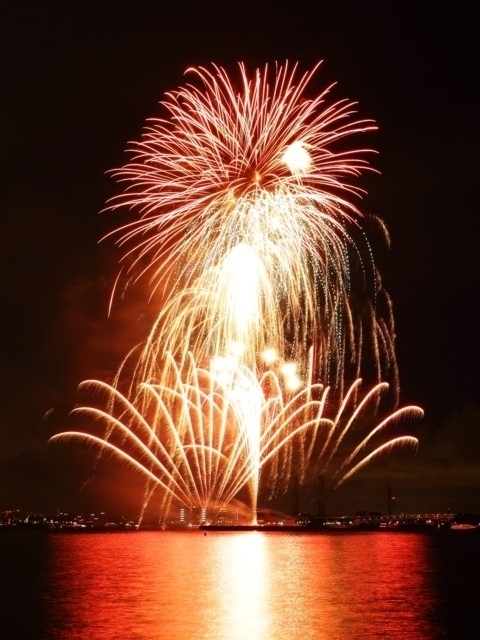 神奈川県のおすすめの花火大会 21年版 打ち上げ数 開催日 人出など情報満載 まっぷるトラベルガイド