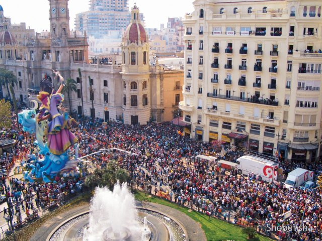 バルセロナから足を伸ばして カタルーニャ地方の都市へ まっぷるトラベルガイド