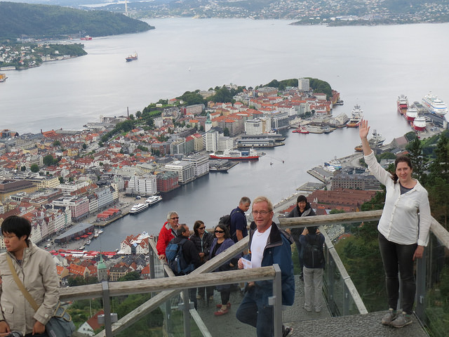 14860775061_199c3e4661_z