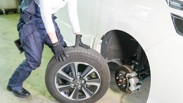 車のタイヤがパンクした時はどうしたらいい 状況別の対処法を徹底解説 10枚目の画像