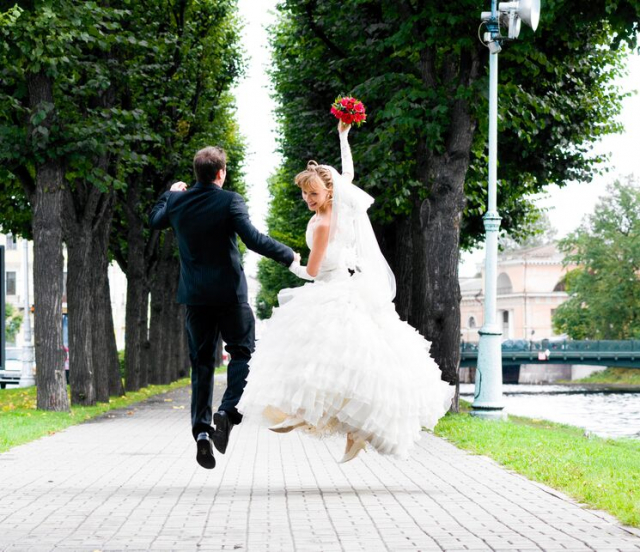 ユニークな結婚祝いで楽しく祝福しよう♪